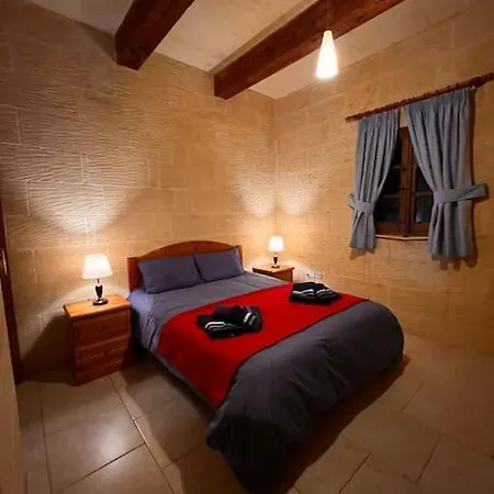 Villa Ta' Peppi Qala