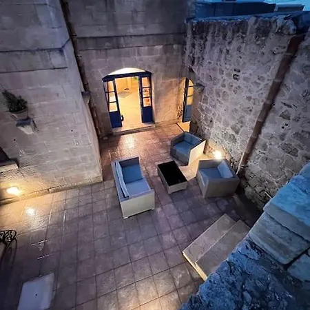 Ta' Peppi Villa *