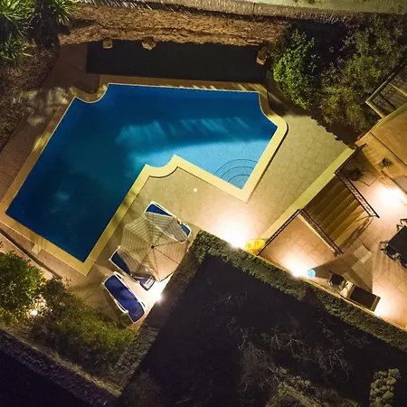Ta' Peppi Villa *