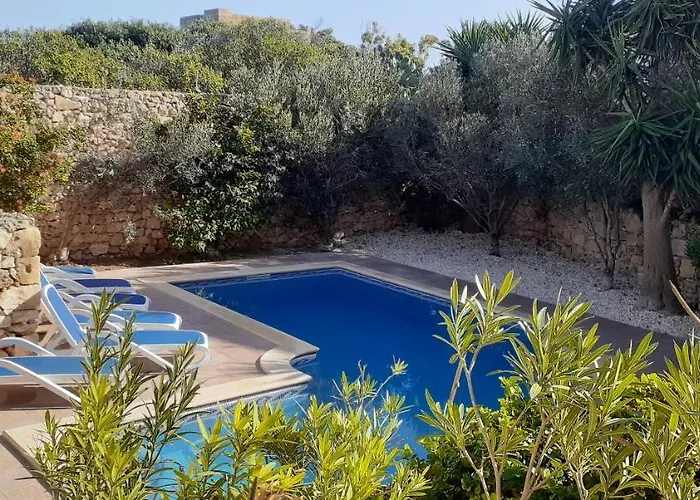 Villa Ta' Peppi Qala